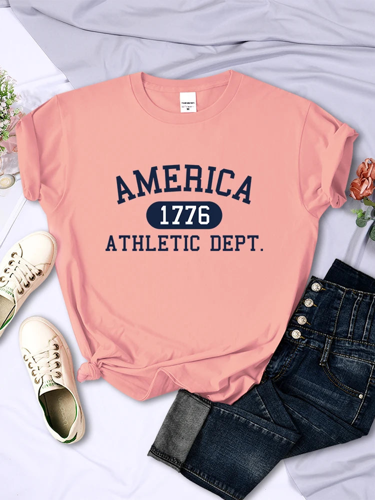 Camiseta feminina América 1776 Athletic Dept