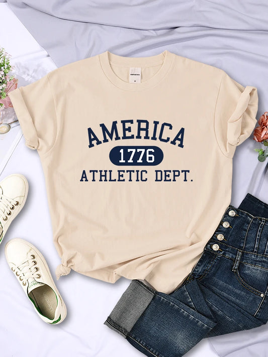 Camiseta feminina América 1776 Athletic Dept